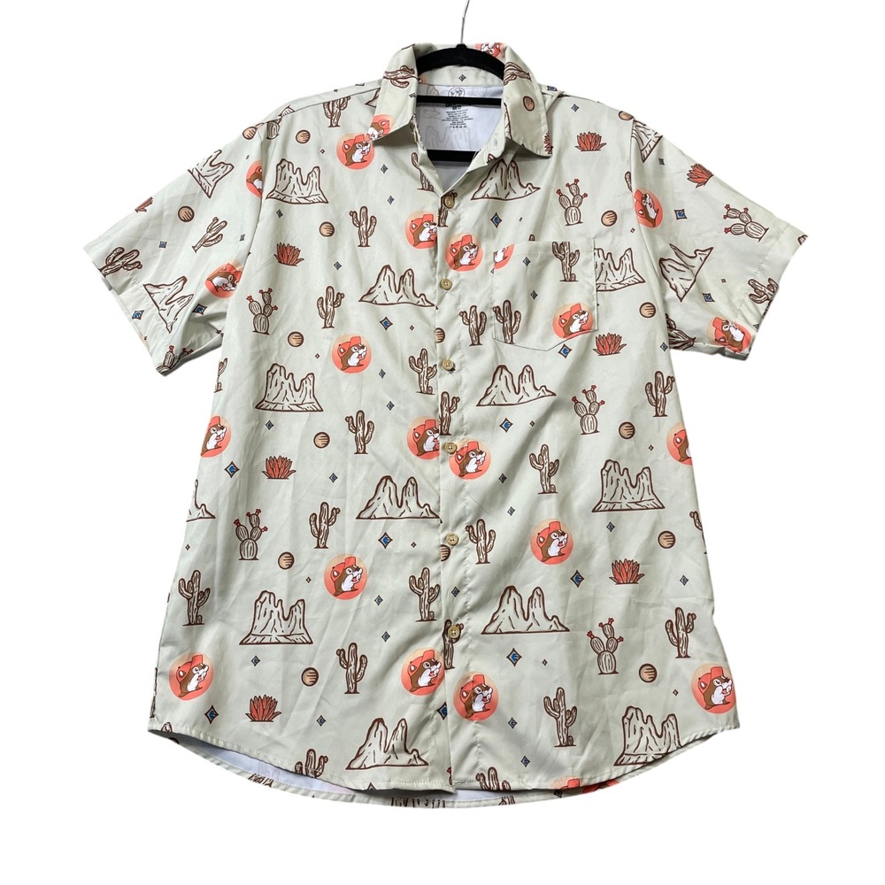 Buc-ee's Desert Camper Medium Short Sleeve Button Up Shirt Cactus Desert Prink